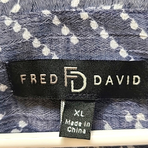 Fred David Blue & White Patterned Top, Size XL - Picture 11 of 12